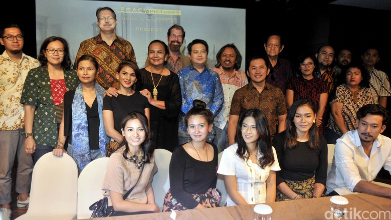 Acha Septriasa Main Film Bareng Dian Sastro